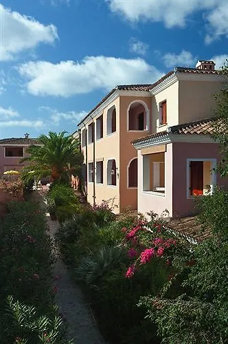 Aparthotel Sos Alinos